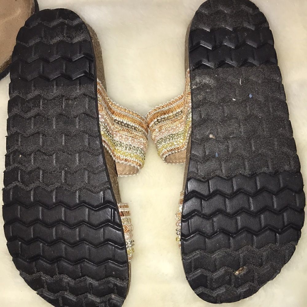 2 pairs of Basic Edition Women’s slip on sandals - Picture 6 of 10
